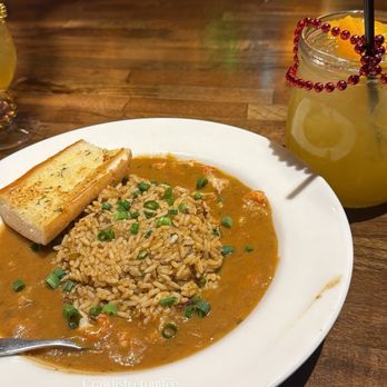 Razzoo's Cajun Cafe - Crawfish Étoufée - Cajun/Creole Near Me - Concord, North Carolina