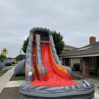 High Five Jumpers - I had to call the FAA due to the height. lol - Bounce House Rentals Near Me High Five Jumpers - I had to call the FAA due to the height. lol - Bounce House Rentals Near Me