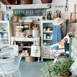 Loved how each area of the shop is organized and has a collection of curated items