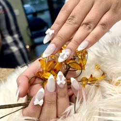 Divine Nails and Spa