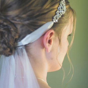 Ava Lane Hairdressing - McKenzie showed my maid of honor how to place the veil. It stayed in all day! Photo credit: Penguin Ballet Photography. - Hair Stylists Near Me - Petaluma, California