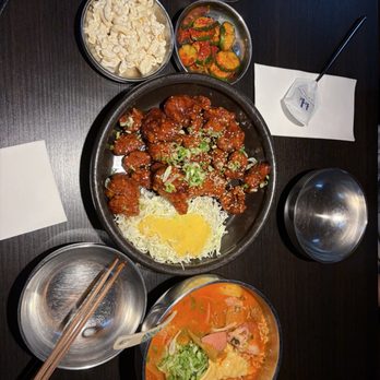 Dawa Kitchen - DAWA CHICKEN 닭강정ARMY RAMEN 부대라면 - Korean Near Me - Los Alamitos, California