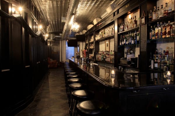 Caledonia Bar by null