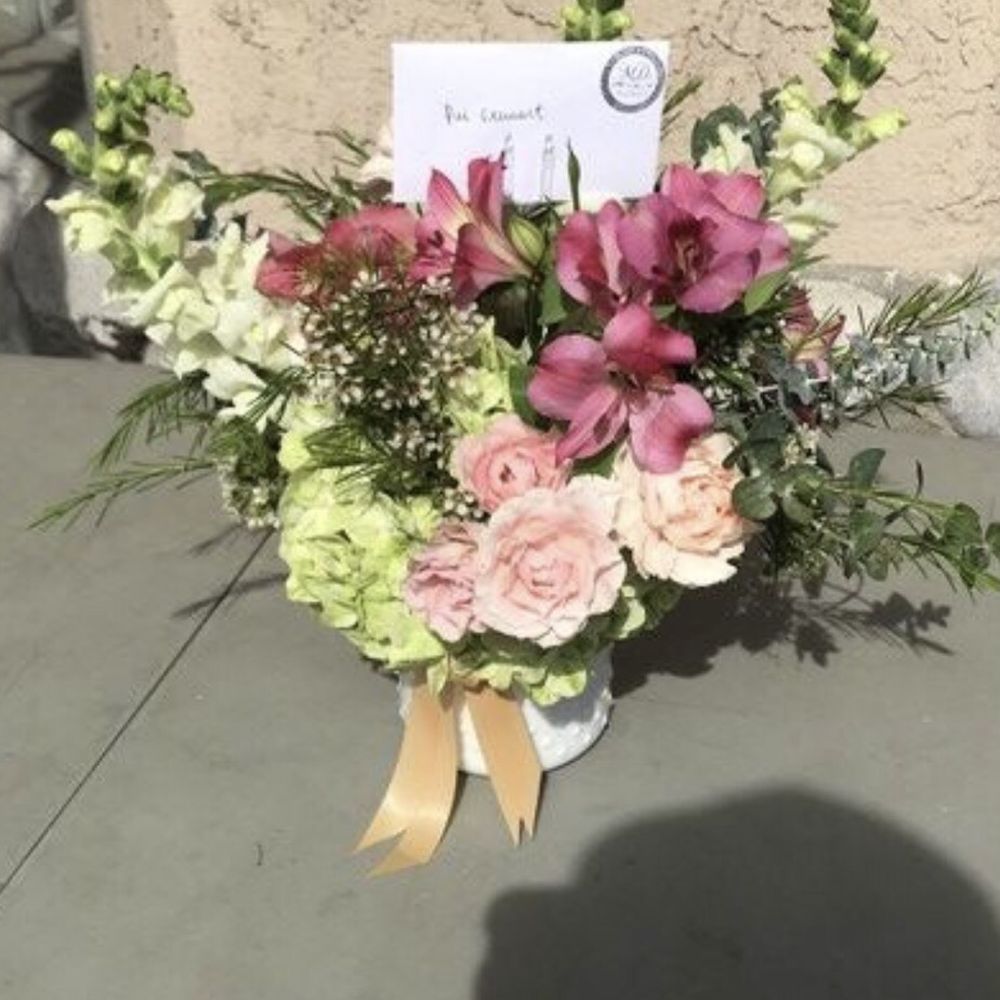 MDS Florist - Beautiful arrangement that was more pretty then the order photos. They did a outstanding job! - Florists Near Me