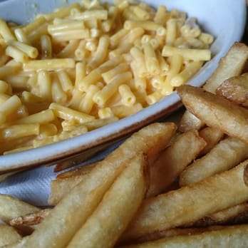 Stanley's Corner - Kids mac and cheese. - American Near Me - Gladstone, Oregon Stanley's Corner - Kids mac and cheese. - American Near Me - Gladstone, Oregon