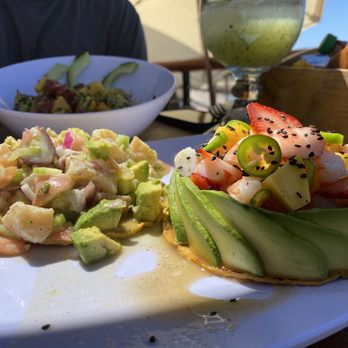 El Molino - Tostada tropical, tostada llorona y atún veraniego. - Seafood Near Me - La Paz, BCS