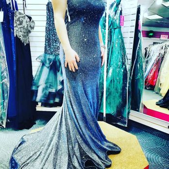 PROM RACK - 24 Photos - Formal Wear 