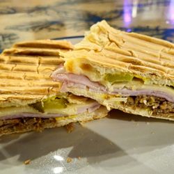 Kitchen 22 - Tasty, well pressed Cuban @ $10.22!