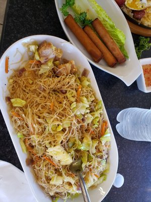 Gracie's Cuisine by null