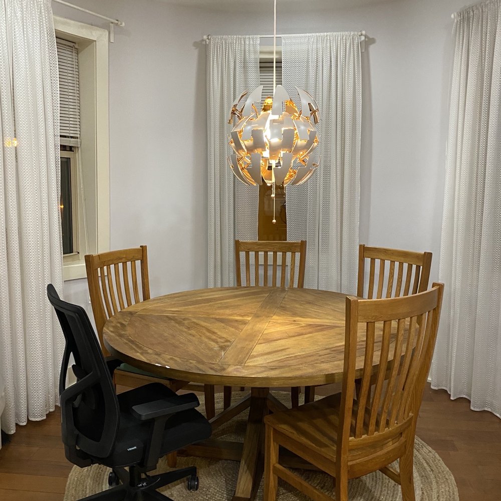 He installed the light above the table. He installed the light above the table.