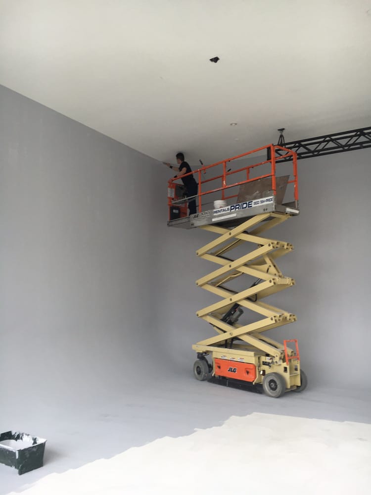 Slide of Fabian Construction