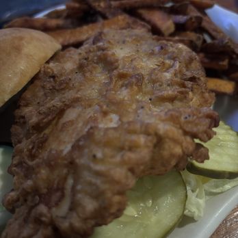 Finnagels - "Spicy" Chicken sandwich - American Near Me - Clinton, New Jersey