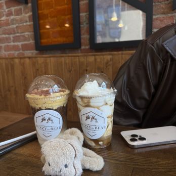 Auzzy The Bear - Vietnamese Egg Coffee - Ice Cream & Frozen Yogurt Near Me - Los Gatos, California