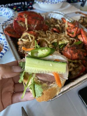 Tan My Food To Go by null