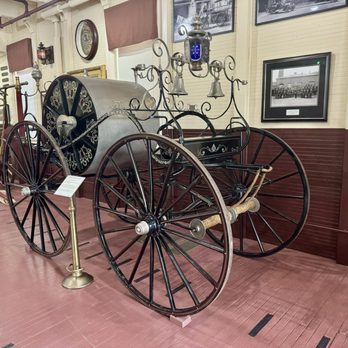 The Fire Museum - Horse-drawn engine - Museums Near Me - Manchester, Connecticut