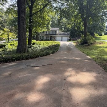 Yarden Ops - Lawn Services Near Me - Lilburn, Georgia