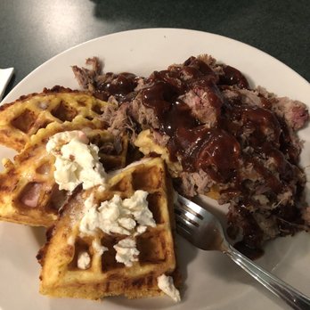 Metro Diner - American Near Me - Birmingham, Alabama