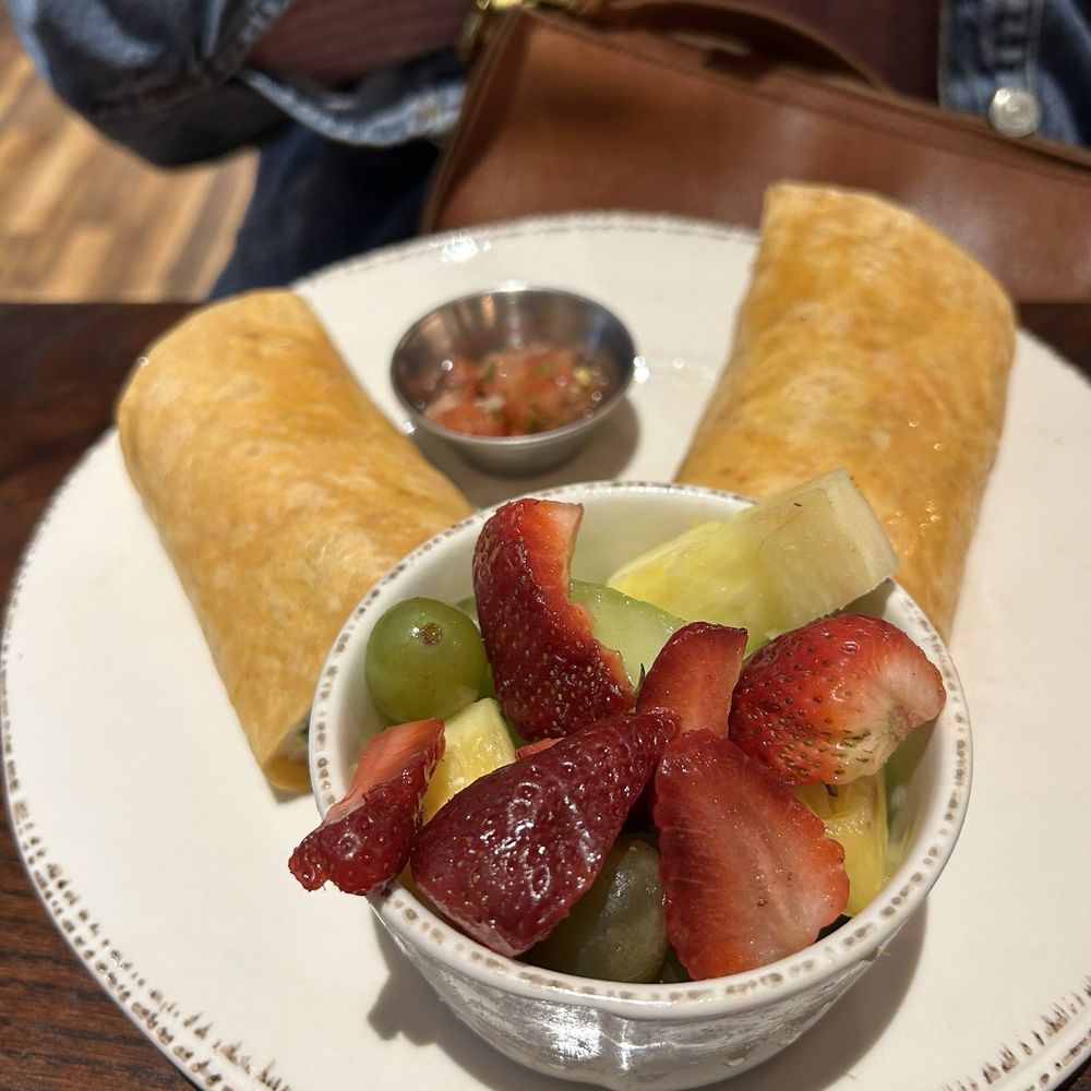First Watch - Breakfast & Brunch Near Me - Alexandria, Virginia