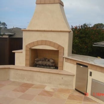 Bolt Masonry - outdoor kitchen with fireplace and sink - General Contractors Near Me - San Diego, California Bolt Masonry - outdoor kitchen with fireplace and sink - General Contractors Near Me - San Diego, California