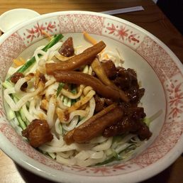 Jja Jang Noodle 胡同炸酱面