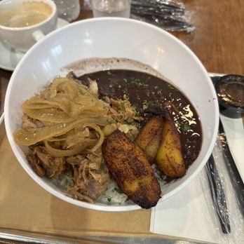 Paladar Cuban Eatery & Bakery - Shredded mojo pork bowl - Cuban Near Me - St. Augustine, Florida Paladar Cuban Eatery & Bakery - Shredded mojo pork bowl - Cuban Near Me - St. Augustine, Florida
