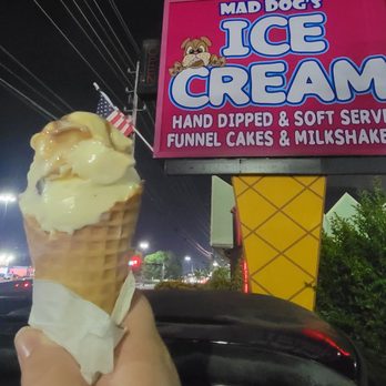 Mad Dog's Creamery - Turtle tracks - Ice Cream & Frozen Yogurt Near Me - Pigeon Forge, Tennessee Mad Dog's Creamery - Turtle tracks - Ice Cream & Frozen Yogurt Near Me - Pigeon Forge, Tennessee