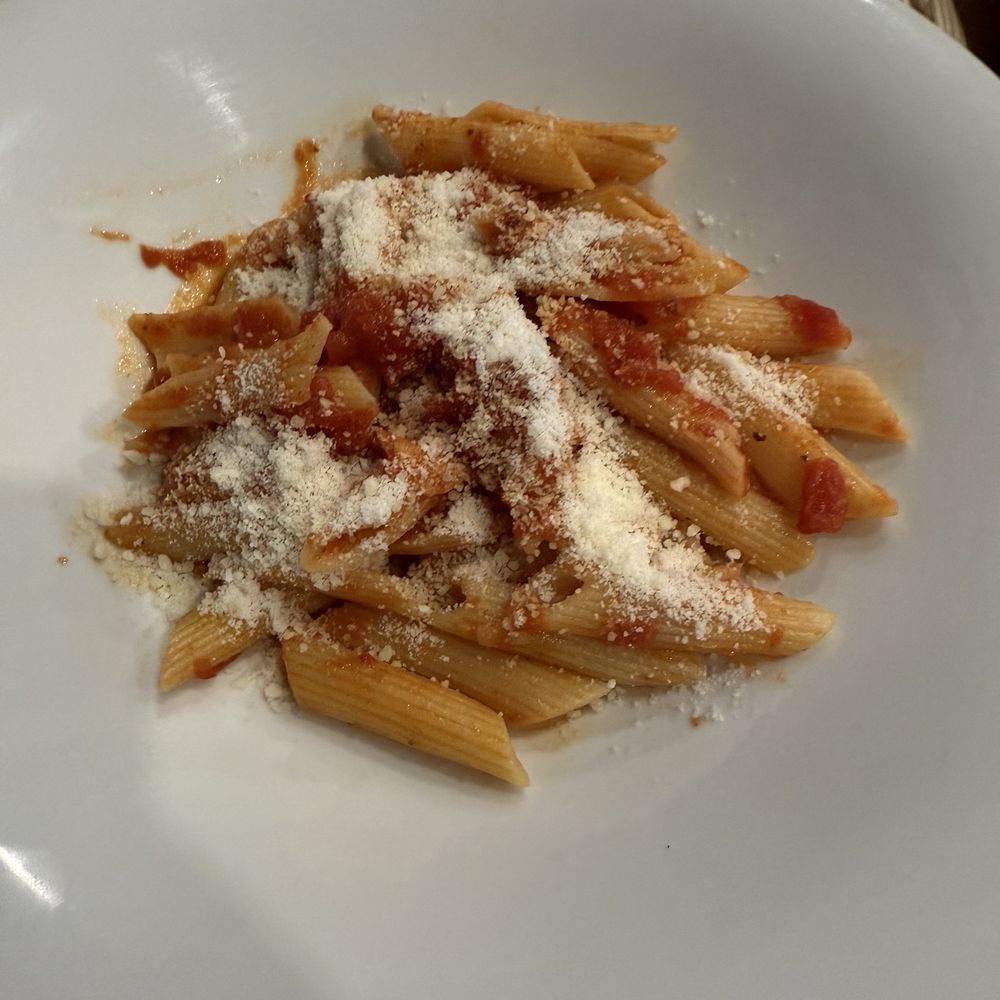 La Lupa Ristorante - Italian Near Me - North Haven, Connecticut