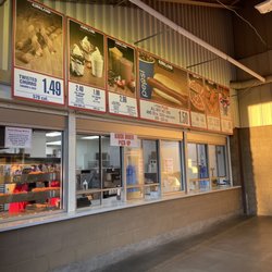 Costco Food Court - Order/pickup area looks so empty now that they have kiosks