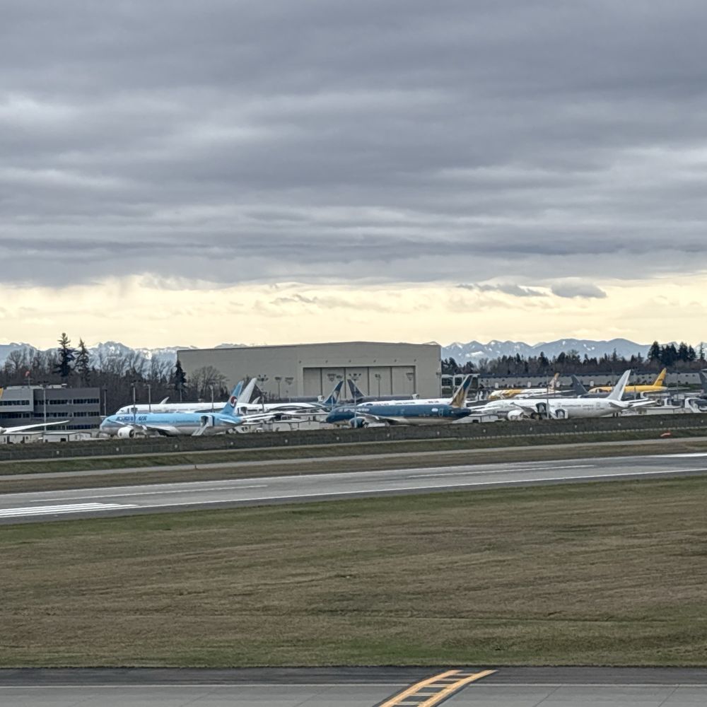 Boeing Future of Flight - Sky deck - Tours Near Me - Mukilteo, Washington