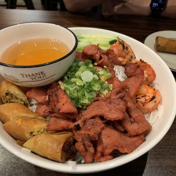 999 Phở - Bun - Grilled Pork, Egg Roll, Shrimp Vermicelli Noodles - Vietnamese Near Me - Reno, Nevada 999 Phở - Bun - Grilled Pork, Egg Roll, Shrimp Vermicelli Noodles - Vietnamese Near Me - Reno, Nevada