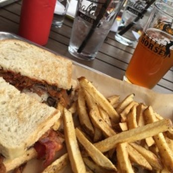 The Gallon House - Good portion sizes, left full and nothing to waste! - Burgers Near Me - Silverton, Oregon The Gallon House - Good portion sizes, left full and nothing to waste! - Burgers Near Me - Silverton, Oregon