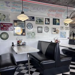 Penny's Diner - Fun signs worth a good laugh