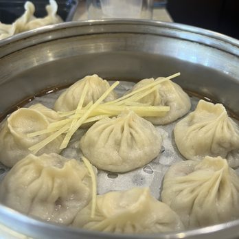 Luscious Dumplings - Steamed Pork Soup Dumplings - 8pcs - Noodles Near Me - Monrovia, California Luscious Dumplings - Steamed Pork Soup Dumplings - 8pcs - Noodles Near Me - Monrovia, California