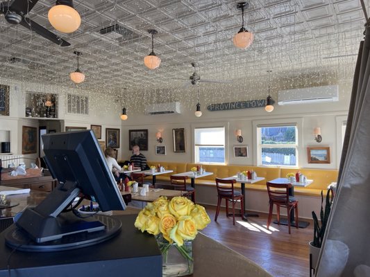 Liz's Cafe Anybody's Bar by null