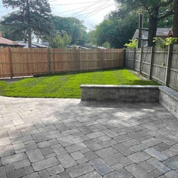 Adrian's Landscape - After - seating wall - Landscaping Near Me - Mundelein, Illinois