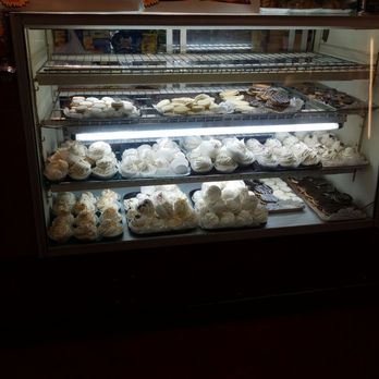 Moises Bakery - Bakeries Near Me - Miami Beach, Florida Moises Bakery - Bakeries Near Me - Miami Beach, Florida