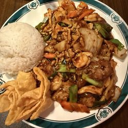 Pine Garden Restaurant - Four Treasures in Tangy Sauce
