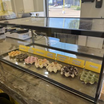 Cloud Soft Serve & Waffles - Mochi Waffle Flavors - Ice Cream & Frozen Yogurt Near Me - Edmond, Oklahoma Cloud Soft Serve & Waffles - Mochi Waffle Flavors - Ice Cream & Frozen Yogurt Near Me - Edmond, Oklahoma