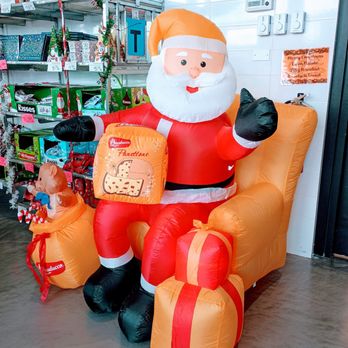 Angelo Caputo's Fresh Markets - Panettone Santa : ) - Grocery Near Me - Norridge, Illinois