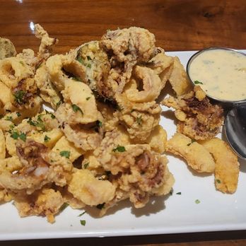 Burtons Grill & Bar - Calamari.  Delicious - New American Near Me - Alexandria, Virginia
