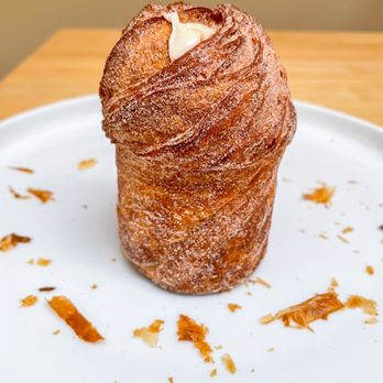 Temple Pastries - Cinnamon Cream Cheese Cruffin | IG: @SnaccyChan - Bakeries Near Me - Seattle, Washington