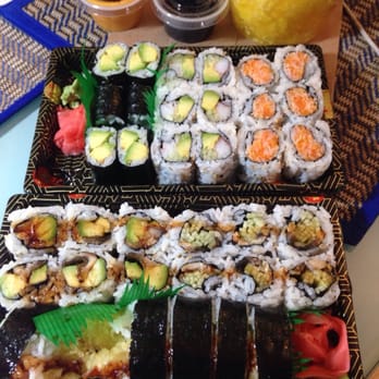 East 21 - Maki rolls for lunch for two people. - Japanese Near Me - Jackson Heights, New York East 21 - Maki rolls for lunch for two people. - Japanese Near Me - Jackson Heights, New York