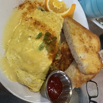 Wildflower Grill - Florentine omelette - American Near Me - Lincoln City, Oregon