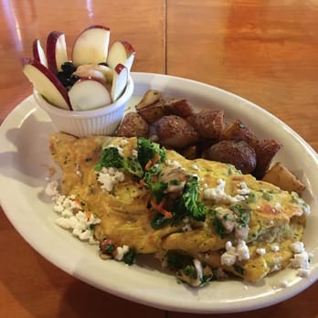 Ginger Sue's - Farmer's Omelet was DELICIOUS  the veggies were chopped and shredded enough so they weren't obnoxious. Presentation was on point. - Breakfast & Brunch Near Me - Liberty, Missouri