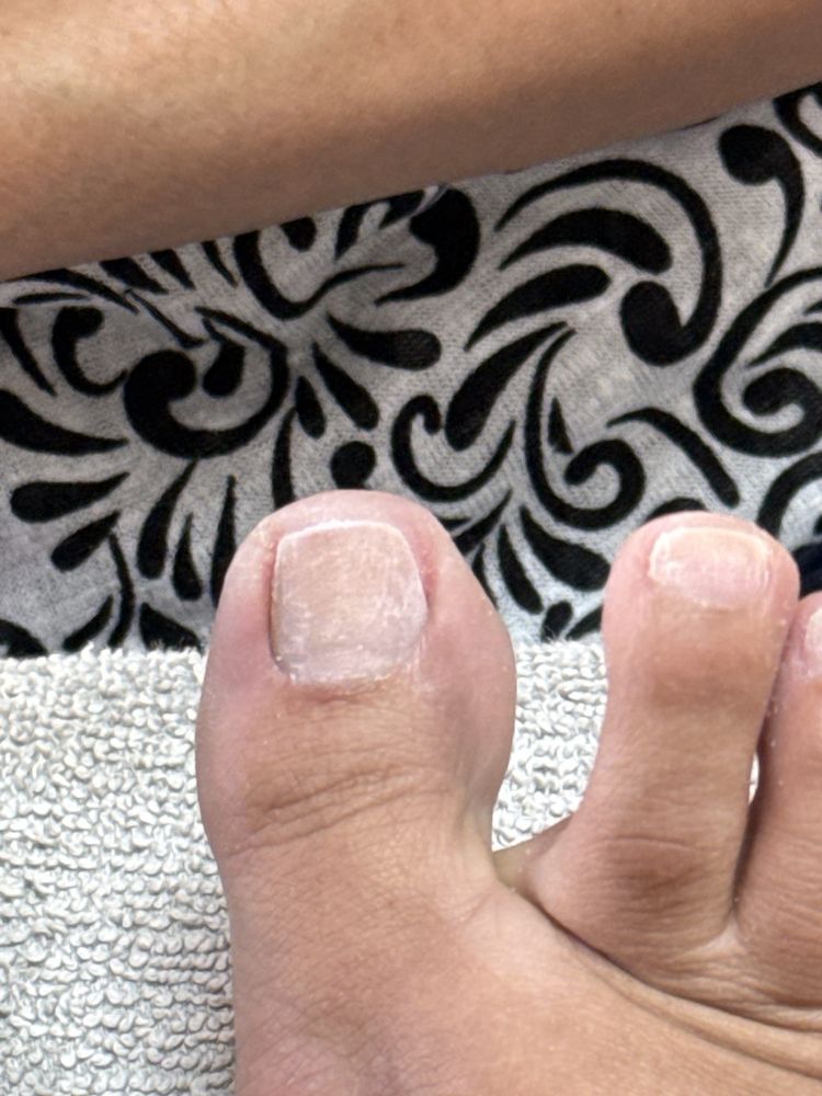 Jenny's Nails & Spa Logo