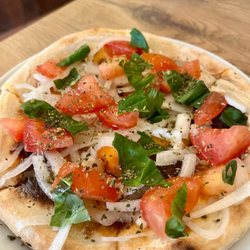 Pizzeria Lorenzo - Bruschetta'Pizza so lecker