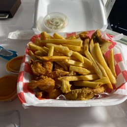 10 Large Shrimp and Fish Combo Meal