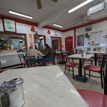 El California Mexican Restaurant - the interior of the restaurant - Mexican Near Me - El Paso, Texas El California Mexican Restaurant - the interior of the restaurant - Mexican Near Me - El Paso, Texas