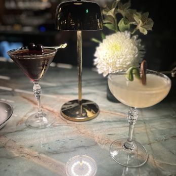 Sidecar Market - The Manhattan & The Cali 75 - Speakeasies Near Me - Newhall, California Sidecar Market - The Manhattan & The Cali 75 - Speakeasies Near Me - Newhall, California