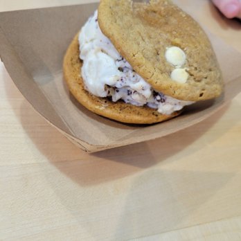The Baked Bear - Pumpkin spice ice cream sandwich - Desserts Near Me - Columbia, South Carolina The Baked Bear - Pumpkin spice ice cream sandwich - Desserts Near Me - Columbia, South Carolina